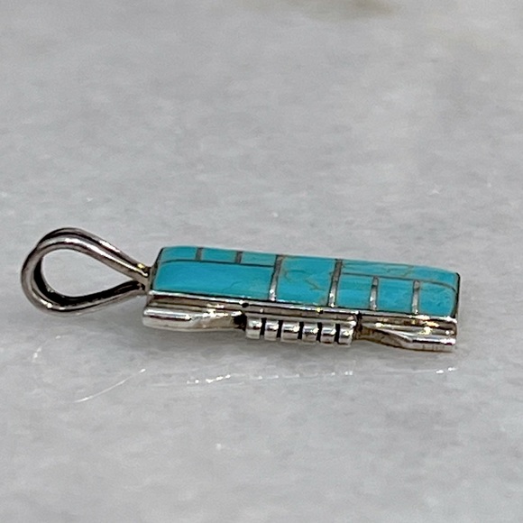 Santa Fe Style Turquoise Sterling Silver Pendant Necklace - Picture 3 of 11